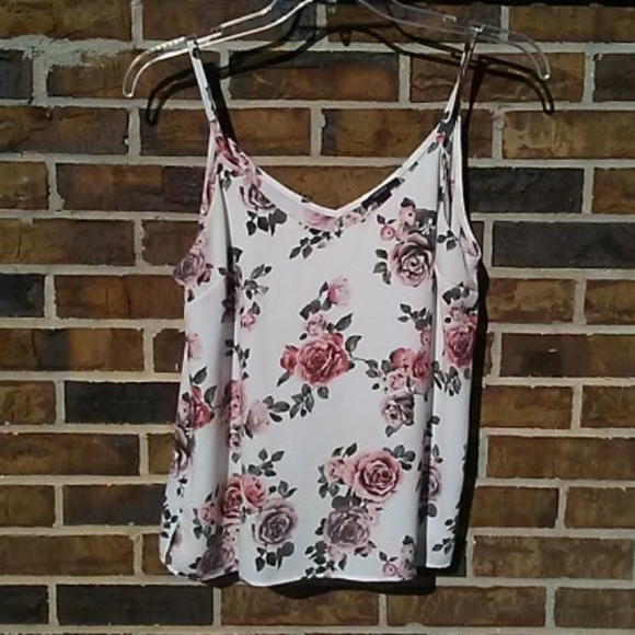 Forever 21 Tops - 🔴 4/$20 Forever 21 Tank Top